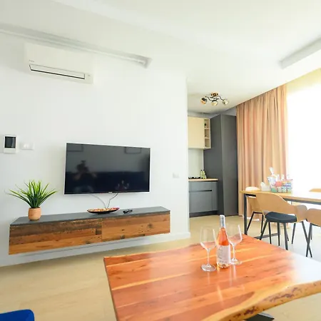 Apartament Luxury Tes Mamaia